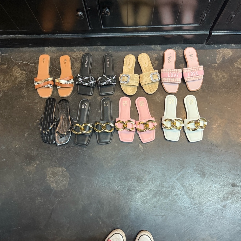 Stylish Women's Slide Sandals Collection 2 for $10
Dm me for sizes first